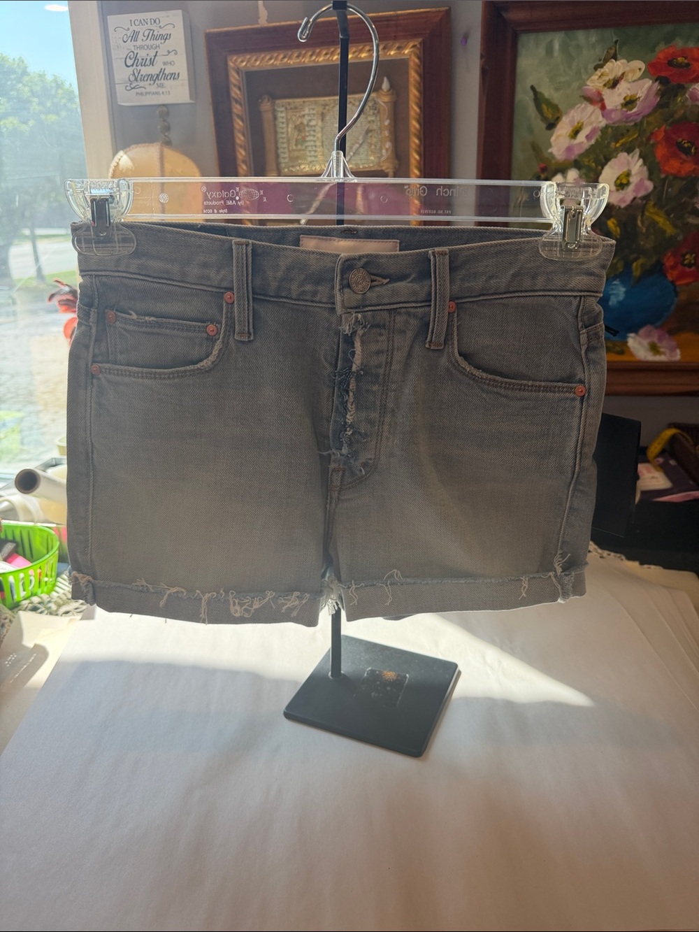 Mother Casual Mid-Rise Gray Denim Jean Shorts with Frayed Hem size 24 NWT